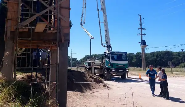 Necochea. Nueva obra de agua fortalece el abastecimiento en la Villa del Deportista