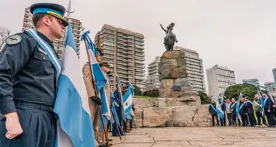 Acto por San Martín: Neme llamó a trabajar por Mar del Plata