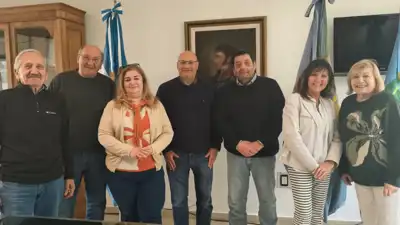 Balcarce - Comité italiano de Mar del Plata visita Balcarce para impulsar inscripciones electorales