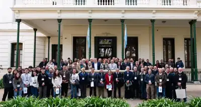 Director de Vialidad de Mar Chiquita participa en taller técnico de caminos rurales