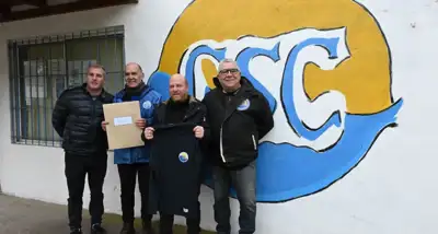 El Intendente Wischnivetzky entrega ordenanza para escriturar el Club Santa Clara