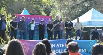 El Ministro Rodríguez abrió la Feria Nacional de Semillas Nativas en Berazategui