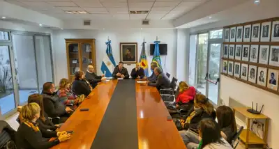 Entregan $1.883.101 a siete instituciones locales por recuperación de aceite usado