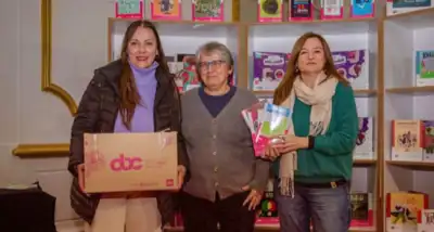 Entregan recursos pedagógicos a docentes de los Clubes de Ciencia en el Día Bonaerense de la Mujer