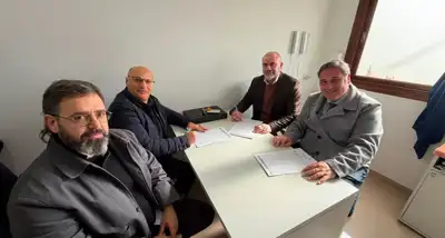 Firman el contrato de alquiler para reubicar a adultos mayores del Hogar Pinto