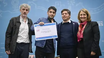 Regionales - Kicillof entregó el premio Hebe Uhart de Novela 2026 en la Casa de Gobierno