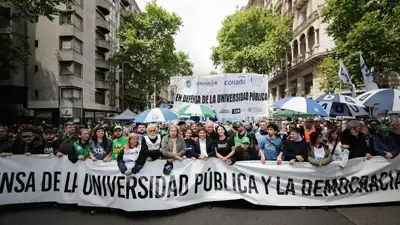 Kicillof se suma a la 5ª Marcha Federal Universitaria en CABA