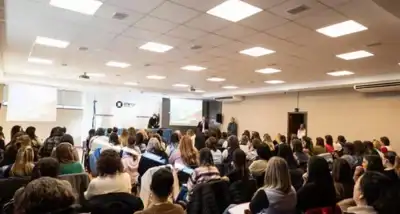 Más de 120 docentes se forman en manejo de conflictos escolares
