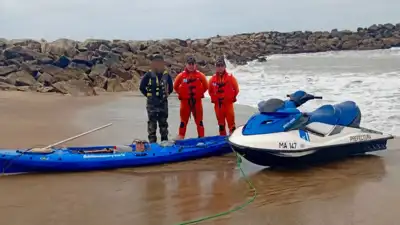 Miramar: Prefectura rescató a un kayakista que no podía volver a la costa
